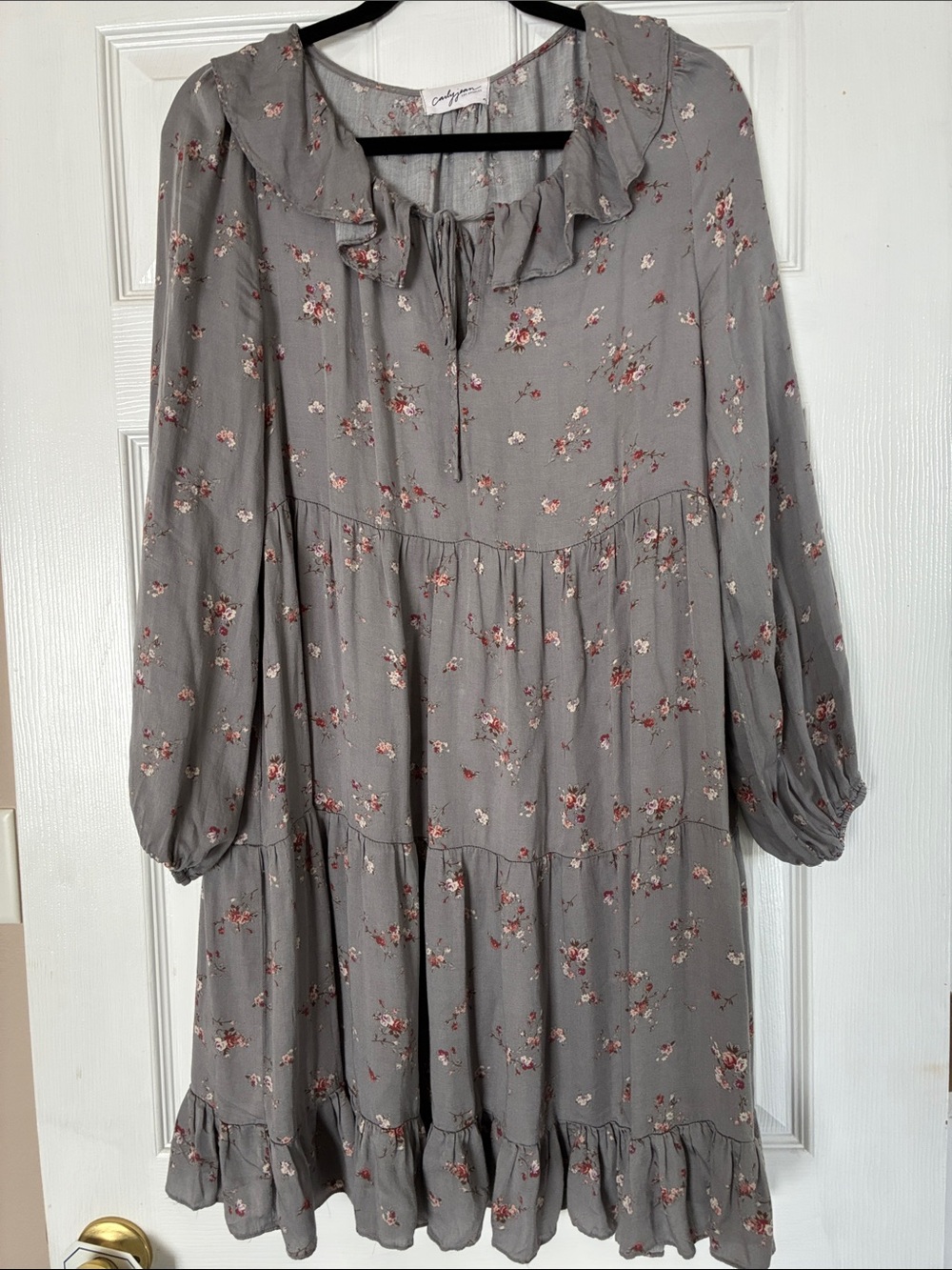 Carly Jean Los Angeles Floral Ruffle Tiered Dress - Gray